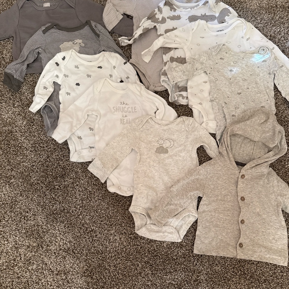 Carter’s Gender Neutral Baby Long Sleeve Onesies Lot – 0–3 Months – 10 Pieces